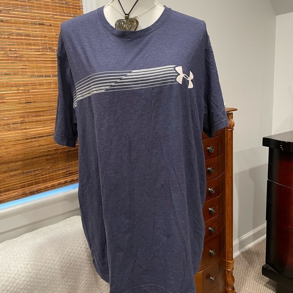 UNDER ARMOUR TEE